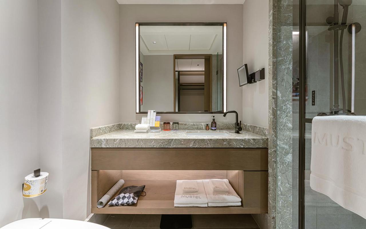 The Mustel Hotel Chongqing Hongyadong Экстерьер фото